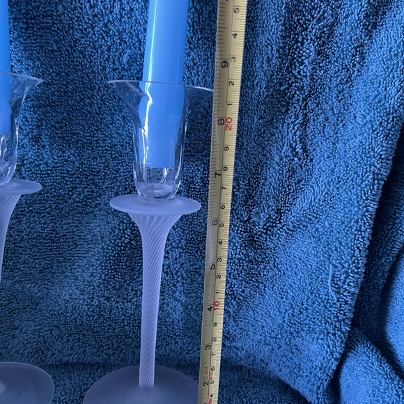 VINTAGE SET OF 2 FROSTED GLASS AND REGULAR GLASS TAPER CANDLE HOLDERS - Picture 2 of 8